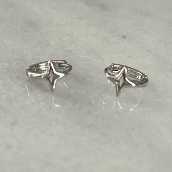 Modest Lu Jewelry - New Drop! Sterling Silver Star Huggie Hoop Earrings Brand New